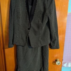 Men's Black and White Checkered Suit